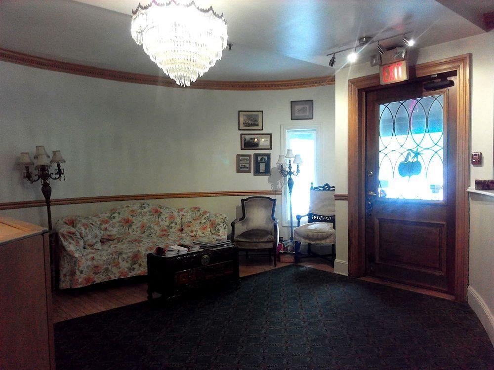 The Grenville And Restaurant Inn 2*