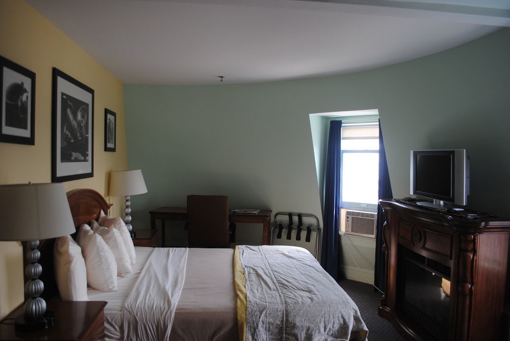 The Grenville And Restaurant 2*