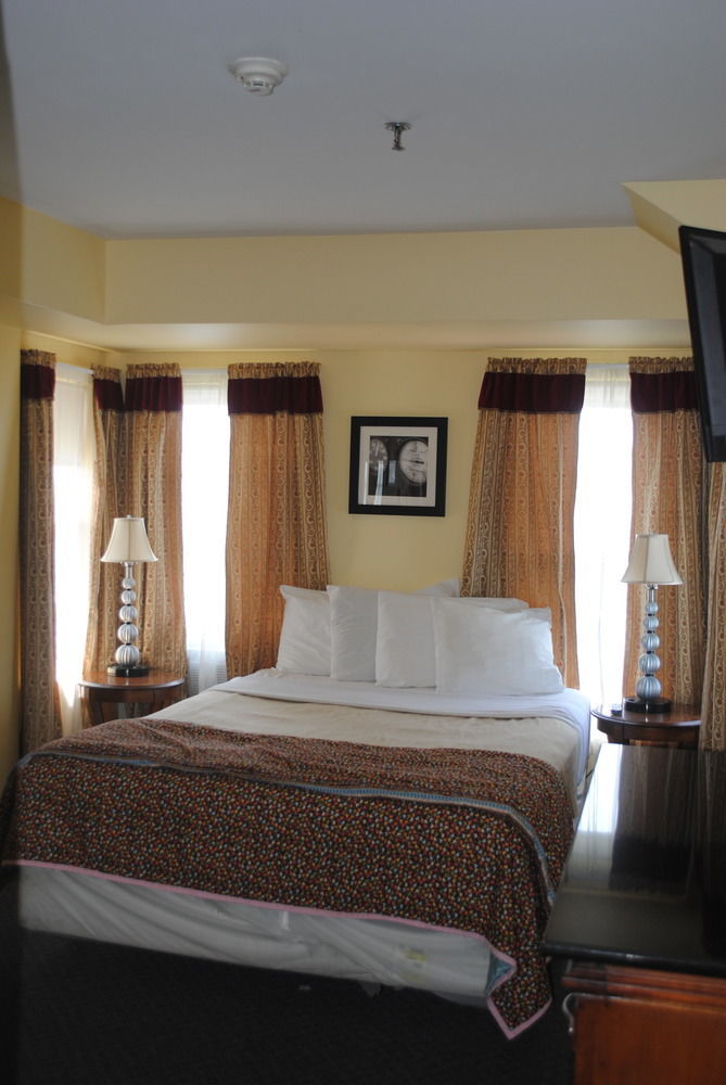 The Grenville And Restaurant Inn 2*